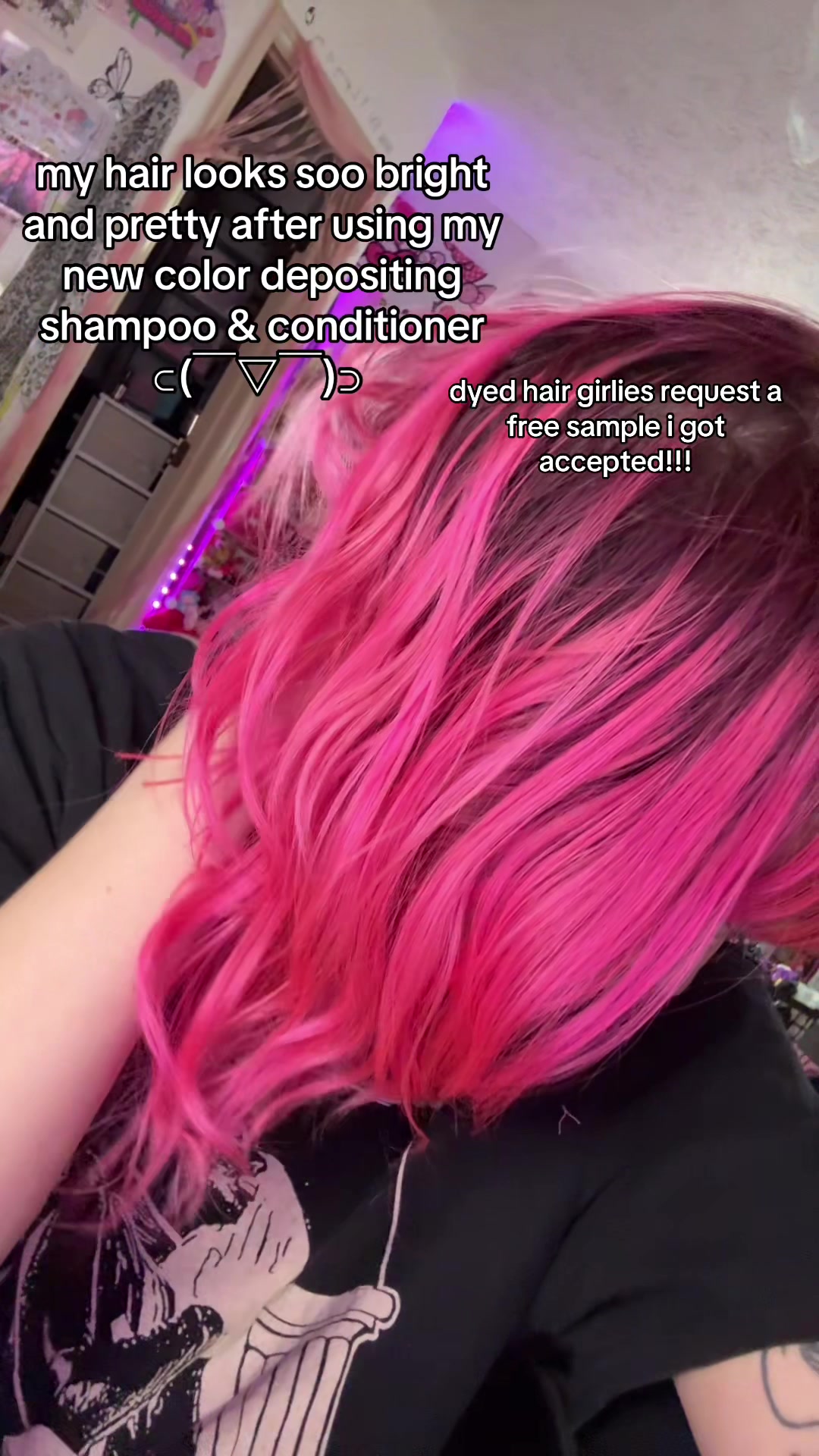 TikTok post by @pinkp1x13 for Colorlomo. Caption reads: [...] has a shampoo too😻 #colorconditioner....