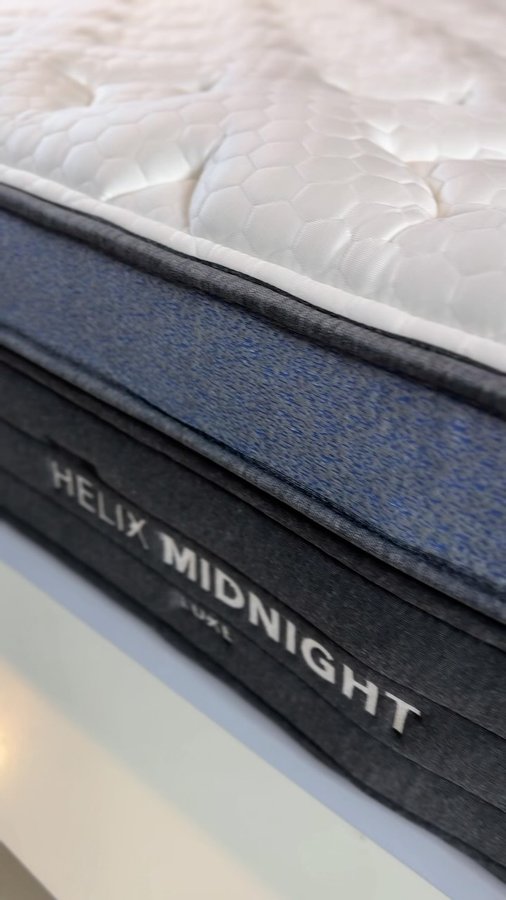 Instagram post by an influencer for Helix Sleep. Caption reads: #ad The @helixsleep Midnight Luxe mattress are....