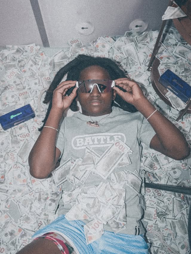 Instagram post by @blaze_813 for Blenders Eyewear. Caption reads: Last chance to grab (and gift) the pairs l’ve been....