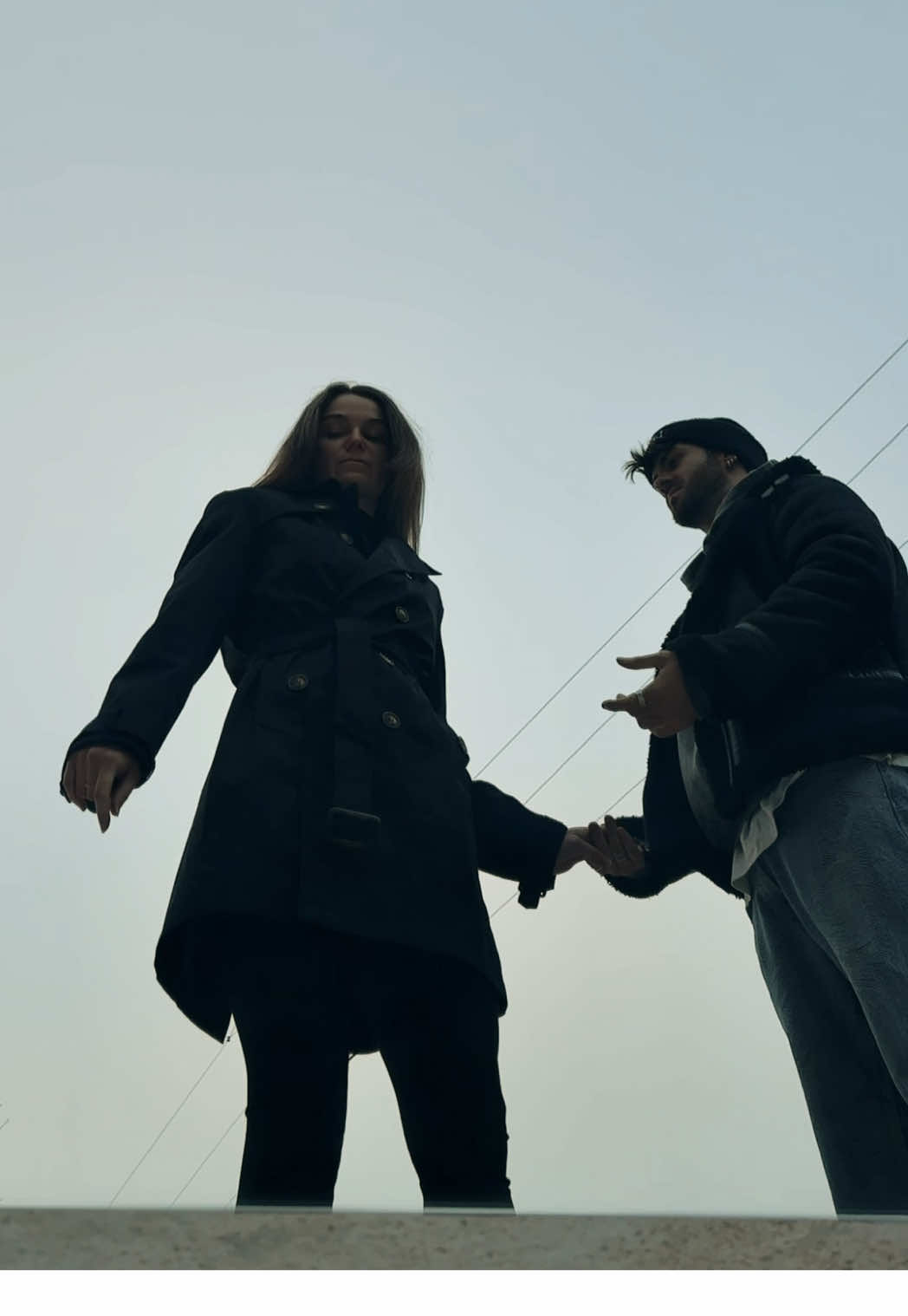 TikTok post by @jordi.koalitic for Hohem. Caption reads: Creative video trick using a mirror with @hohem....