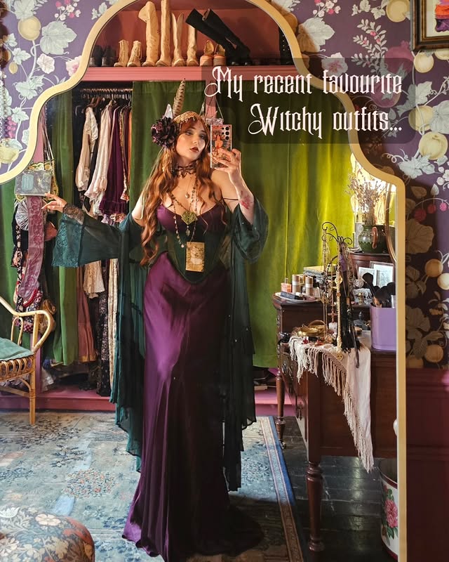 Instagram post by @ditsy_floral for Selkie. Caption reads: [...] blouse @thehippieshake Striped corset....