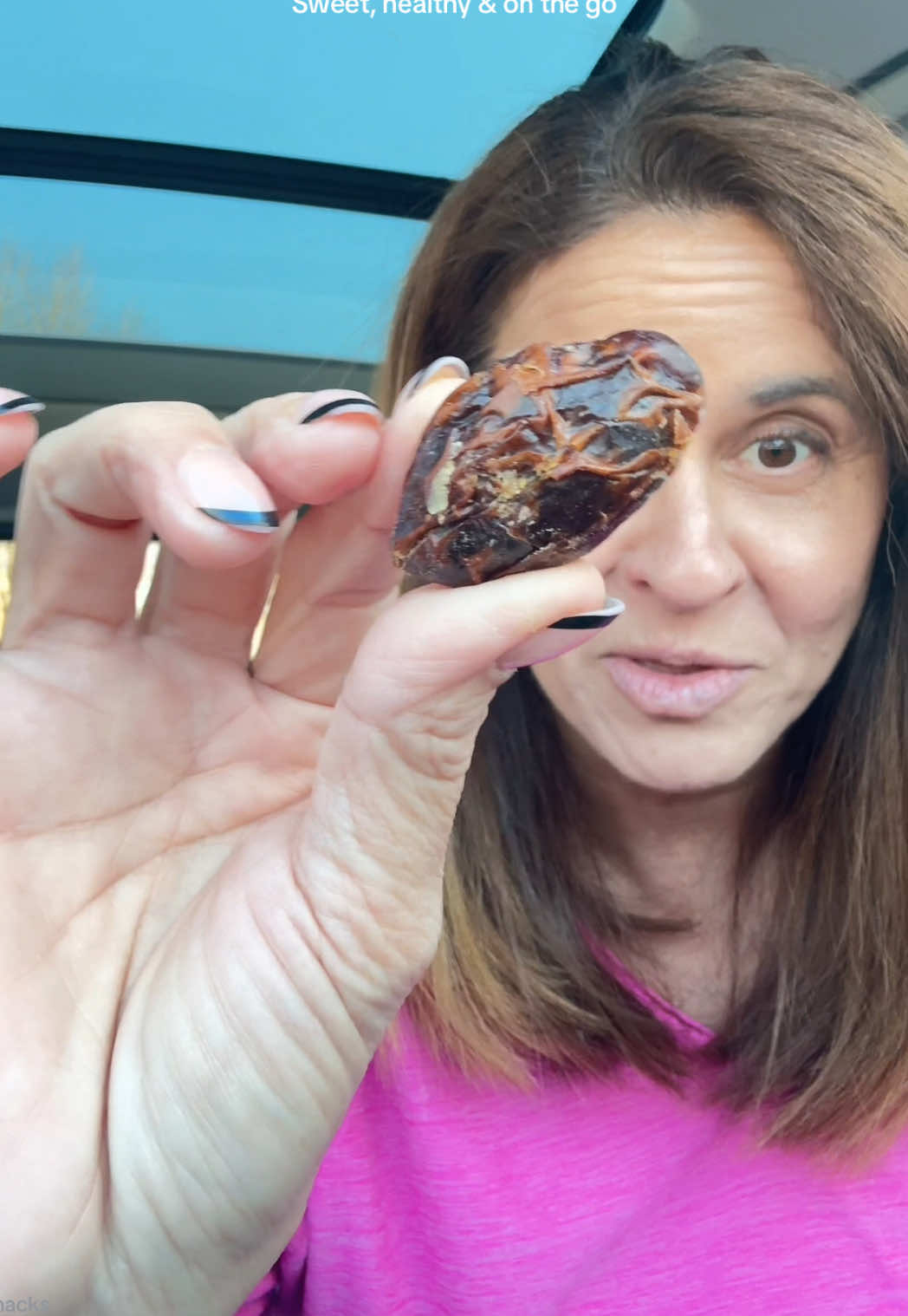 TikTok post by @simplemomhacks for Realsy. Caption reads: [...] #healthysweets #healthyeats @realsy foods.