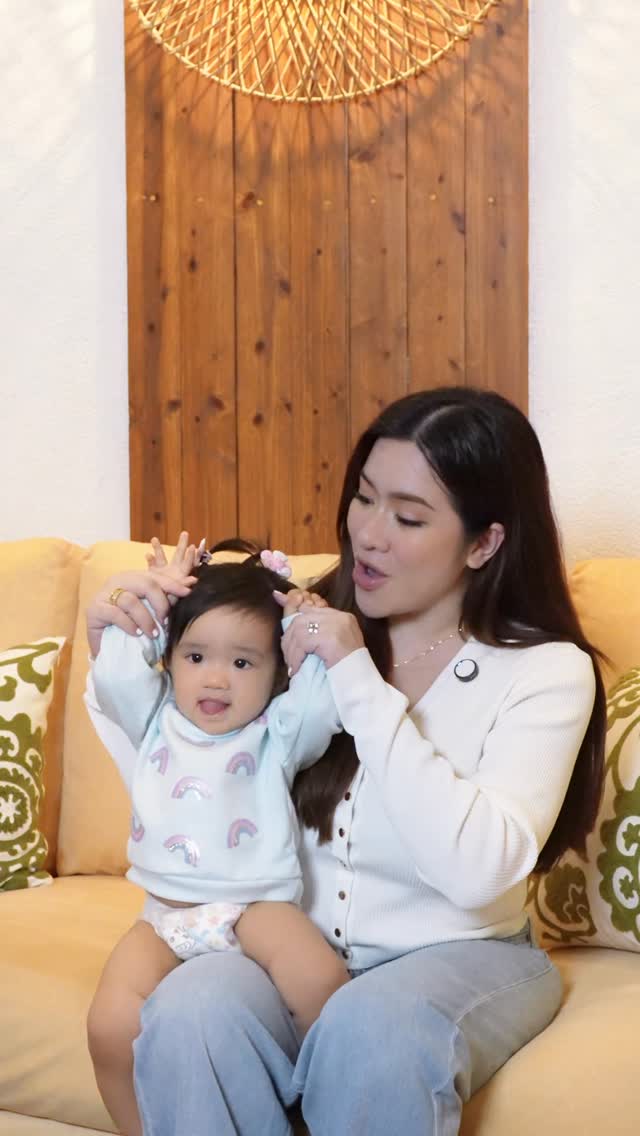 Instagram post by @loveangelinequinto for MamyPoko. Caption reads: 💙 GIVEAWAY ALERT 💙

Mga Mamys, gusto niyo ba....