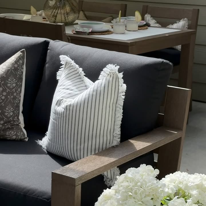 Instagram post by @mackenziehuntington for Rooms To Go. Caption reads: This spring glow-up has me never wanting to go....