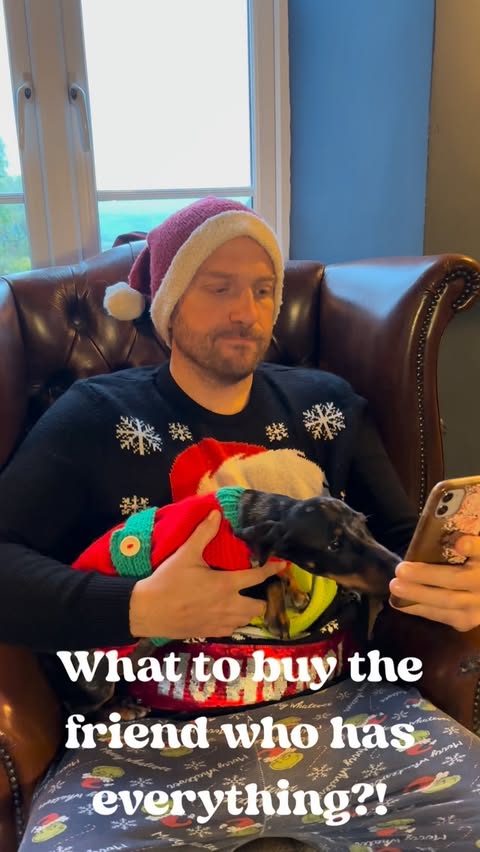 Instagram post by @_thebeegardener_ for Birdfy. Caption reads: [...] has everything?? Why not get them a....