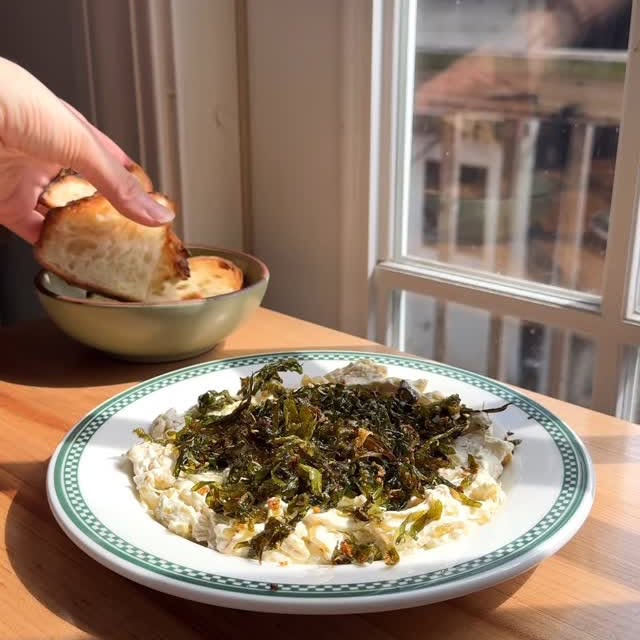 Instagram post by @justine_snacks for Icelandic Provisions. Caption reads: Spring Onion Skyr Dip, next up in my spring....
