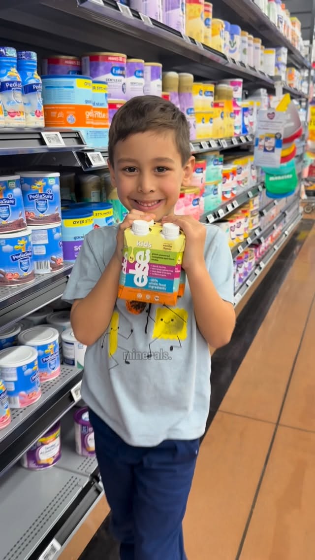 Instagram post by @jandsophi.family for Else Nutrition. Caption reads: We’ve been loving the @elsenutrition Vanilla....