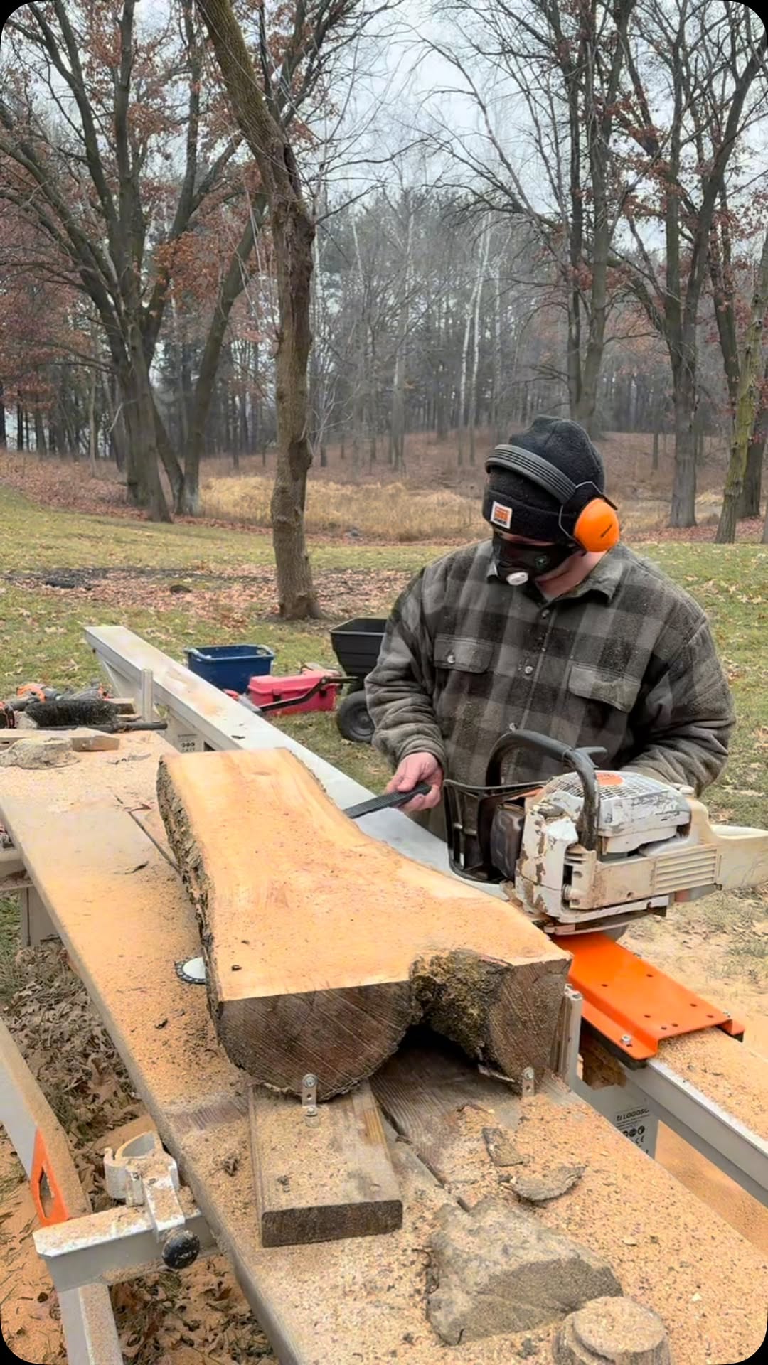 Instagram post by @foxridgeslabs for RZ Mask. Caption reads: [...] I protect my lungs with the RZM3 from....