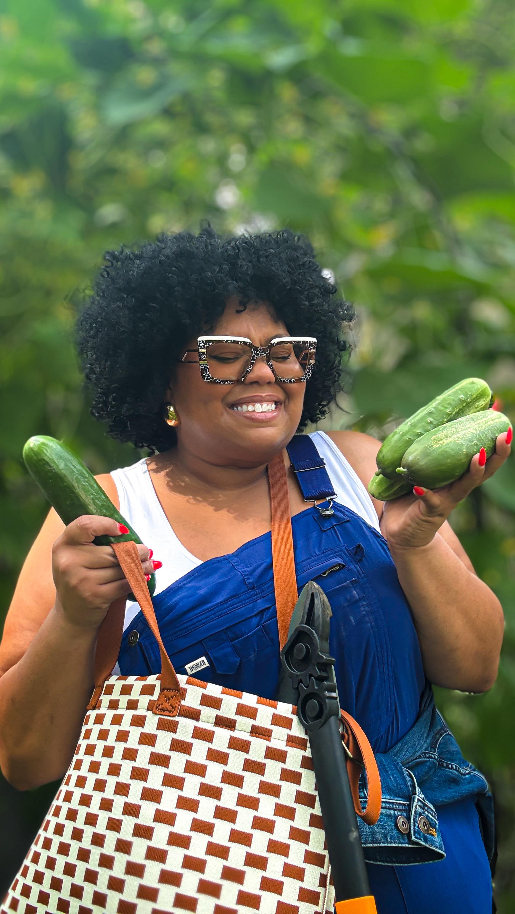 Instagram post by @eclectickurves for Duluth Trading Company. Caption reads: #ad The VERDICT is IN. I’m partnering with....