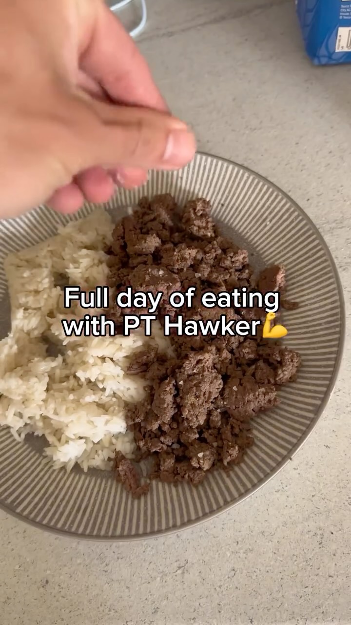 Instagram post by @pthawker for Huel. Caption reads: [...] ✅ All-day energy ⚡️ Fuelled by @huel 🥩 Lean....