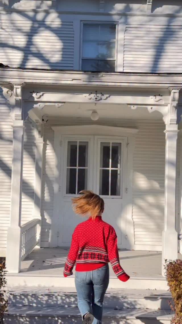 Instagram post by @hattiekolp for Enbrighten. Caption reads: [...] this moment my whole life! I set my....