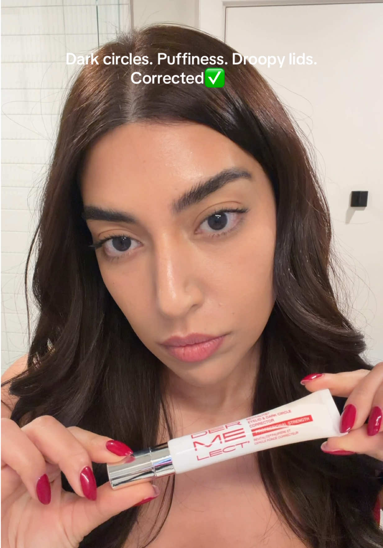 TikTok post by @imsoniamahmoudieh for Dermelect. Caption reads: [...] less noticeable with consistency @Dermelect ....