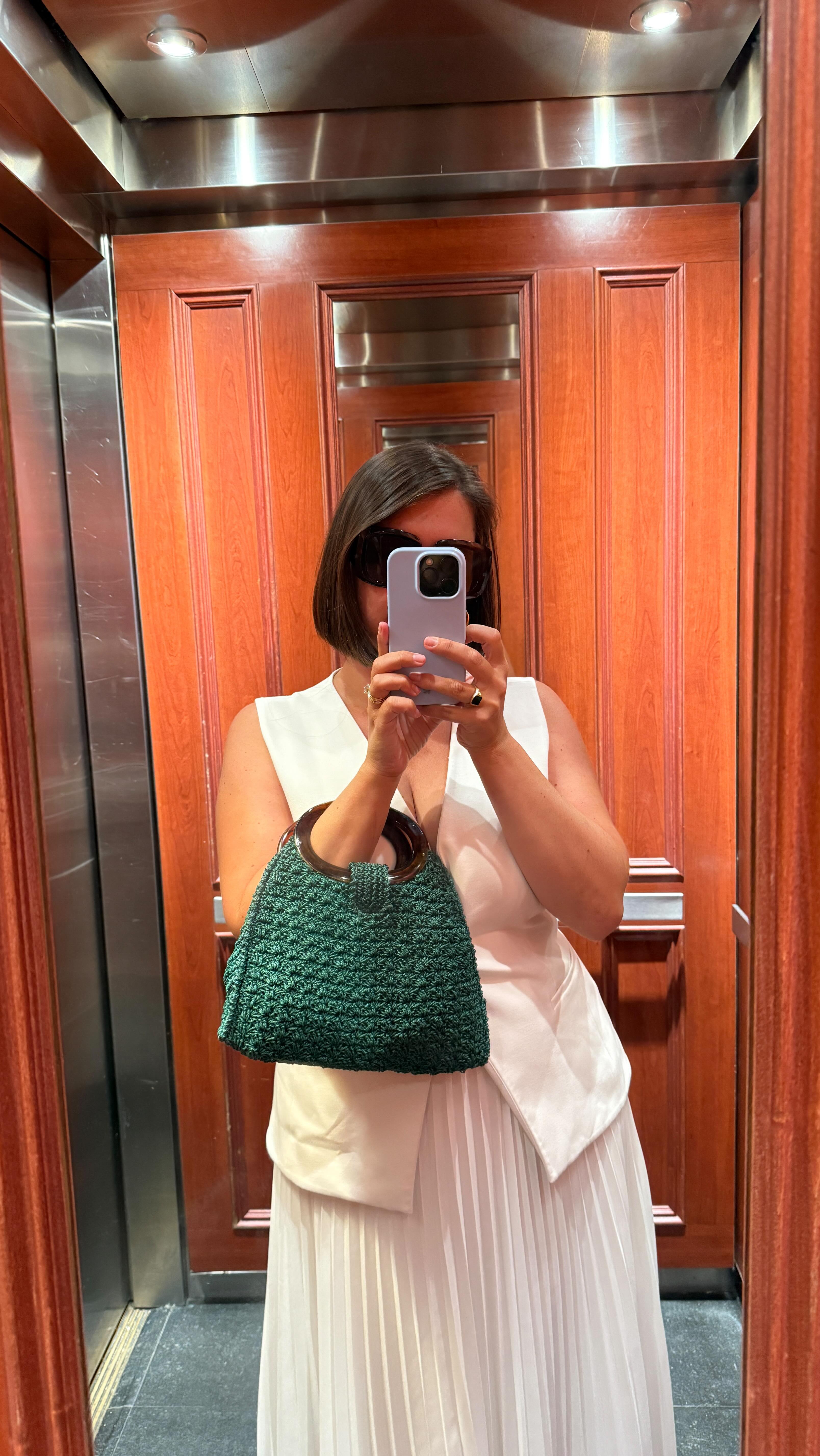 Instagram post by @mackinstyle for The Niche Shop. Caption reads: I’m just out here thinking about that $10 Diet....