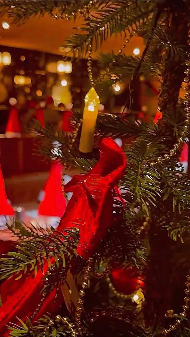 Instagram post by @londongastroboy for Dishoom. Caption reads: #Dishoom 🎄 A fabulously festive Christmas feast....