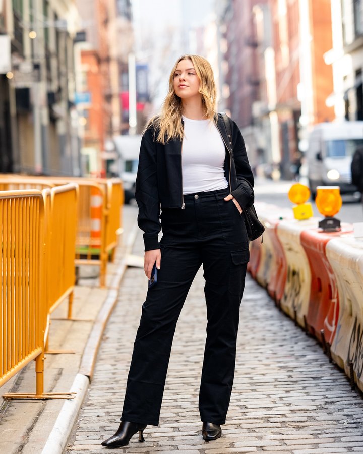 Instagram post by @_ellakroening for American Tall. Caption reads: [...] NYFW: long, chic & effortless 
#americantall....