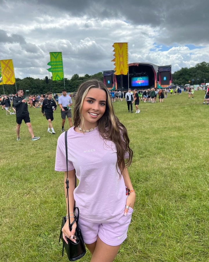 Instagram post by @brooketatchell for NICCE. Caption reads: [...] best people🫶🏼🎪 @jdofficial @jdwomen....