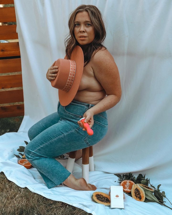 Instagram post by @shelbysaywhatblog for Perifit. Caption reads: [...] mean it needs to become normal.⁣ ⁣....