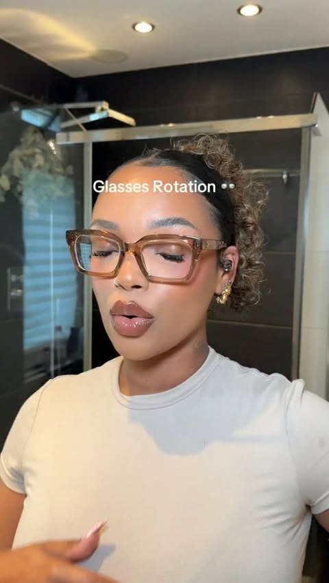 Instagram post by @naominyaraa for Zeelool. Caption reads: All my moods in one video 👓 @zeelool use Code....