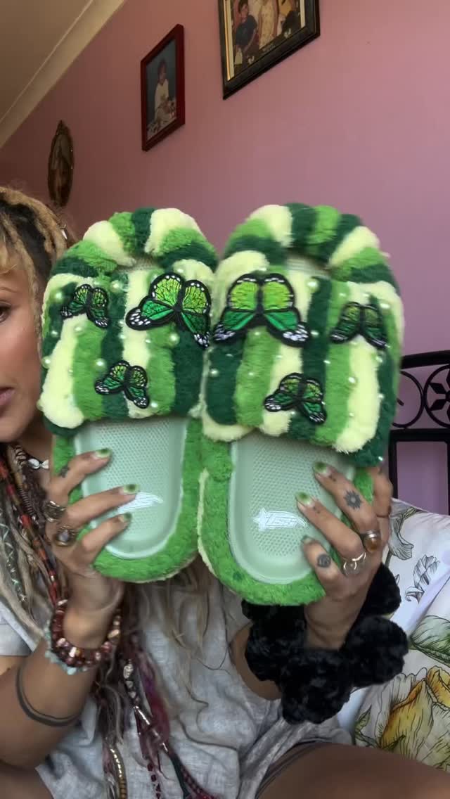 Instagram post by @sofialigeros for Hismile. Caption reads: [...] 💝

@_saltydreads_ 
@kxylacrochet....