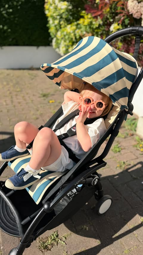 Instagram post by @car.escobar for Stokke. Caption reads: [...] that is why we dressed our @stokkebaby yoyo....