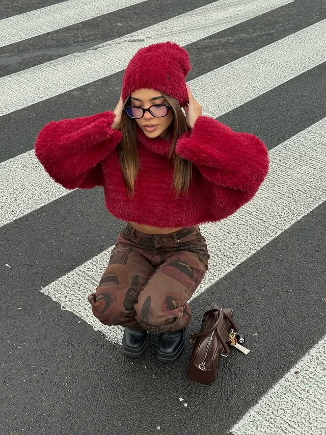 Instagram post by @nataliaakwiecinska for Desigual. Caption reads: My fav new outfit by @desigual ❤️ 
•reklama•.