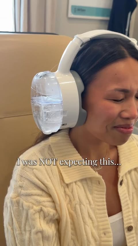 Instagram post by @withpricilla for OtoSet. Caption reads: [...] in Minnesota 👀 I tried the FDA-cleared....