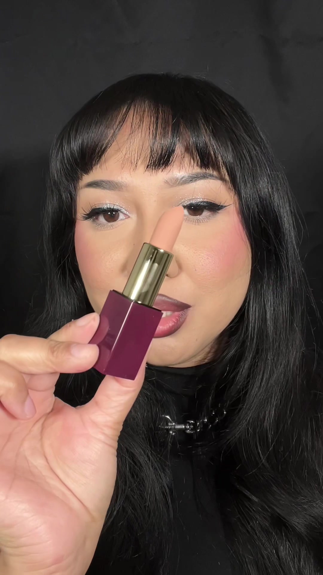 TikTok post by @eveysolorio for Glamlite. Caption reads: @Glamlite red wine lip kit 🍷 #fall#lipcombo  .