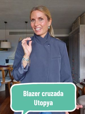 TikTok post by @carol.torres45 for Ütopya Shop. Caption reads: Blazer cruzada super tendencia 🫶🏽🤩👌🏼 de....
