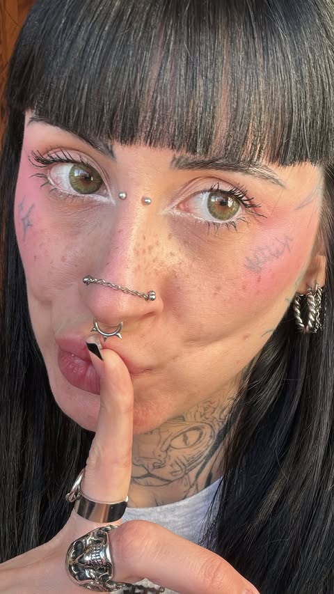 Instagram post by @rottenmandy for Myeyebb. Caption reads: [...] rottenmandy20’) Link en bio💋 *gifted*....