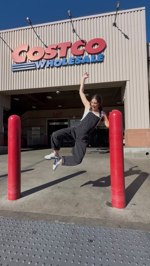 Instagram post by @shmami for Saint James Iced Tea. Caption reads: Just in case you forgot.... @saintjamesicedtea is....