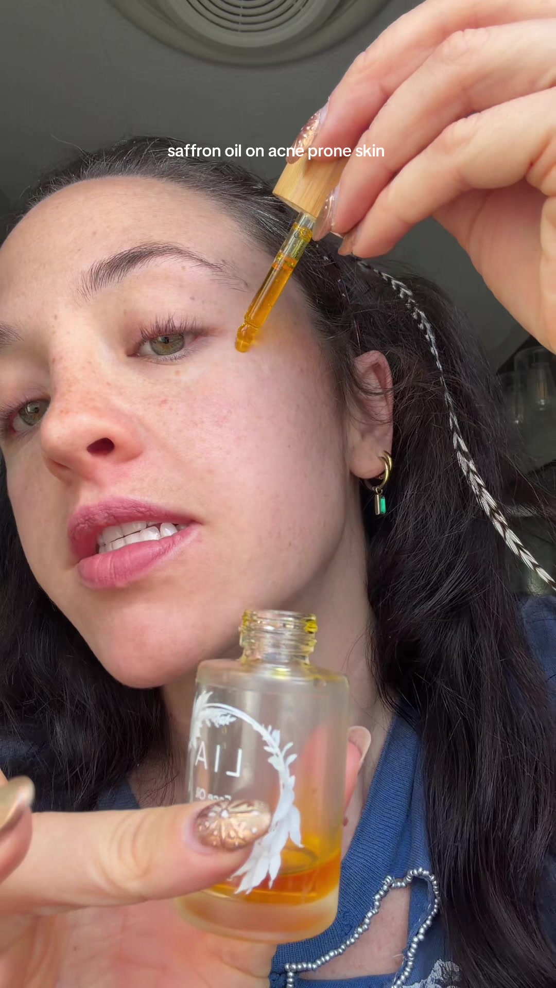 TikTok post by @chloes_cart for LIA Organics. Caption reads: #saffronoil #saffron @LIA Organics.