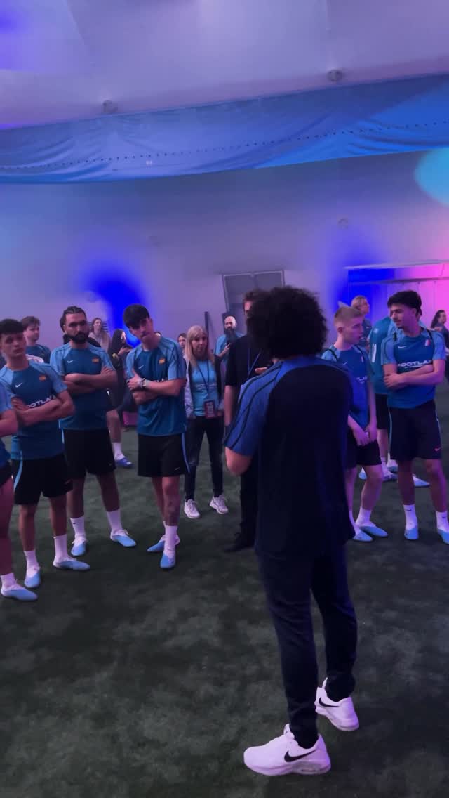 Instagram post by @crni_antee for INTERSPORT. Caption reads: Intersport Hrvatska slavi 25. rođendan i časti nas....