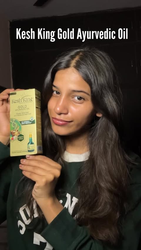 Instagram post by @sonayadavvv_ for Kesh King. Caption reads: [...] 💛 Never skipping my oil routine 🌿Kesh King....