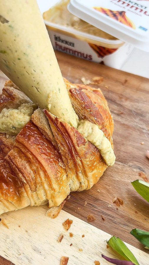 Instagram post by @trangskitchentable for Ithaca Hummus. Caption reads: [...] too‼️ Ingredients ⚡1 container of....