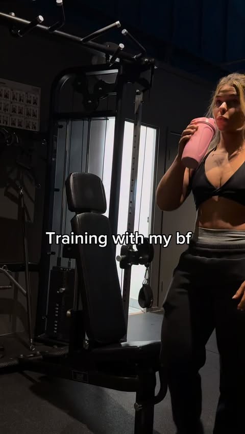 Instagram post by @eebbabengtssoon for RELODE. Caption reads: Rare occasion to get to train with my swolemate....