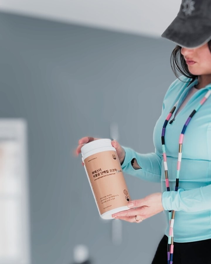 Instagram post by @miladafinds for Esther Formula. Caption reads: Thanks to @estherformula_global my protein intake....