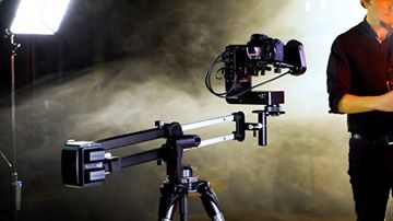 Instagram post by @filmmkrs for Edelkrone. Caption reads: @edelkrone just introduced #JibONE 😍👌🏻🎥 an....