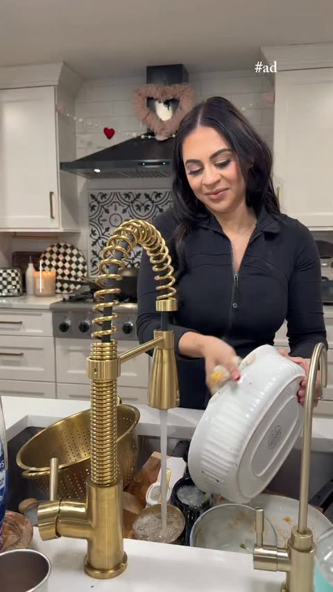 Instagram post by @em.loren_ for ONE Brands. Caption reads: Between homework battles, practice drop-offs, game....