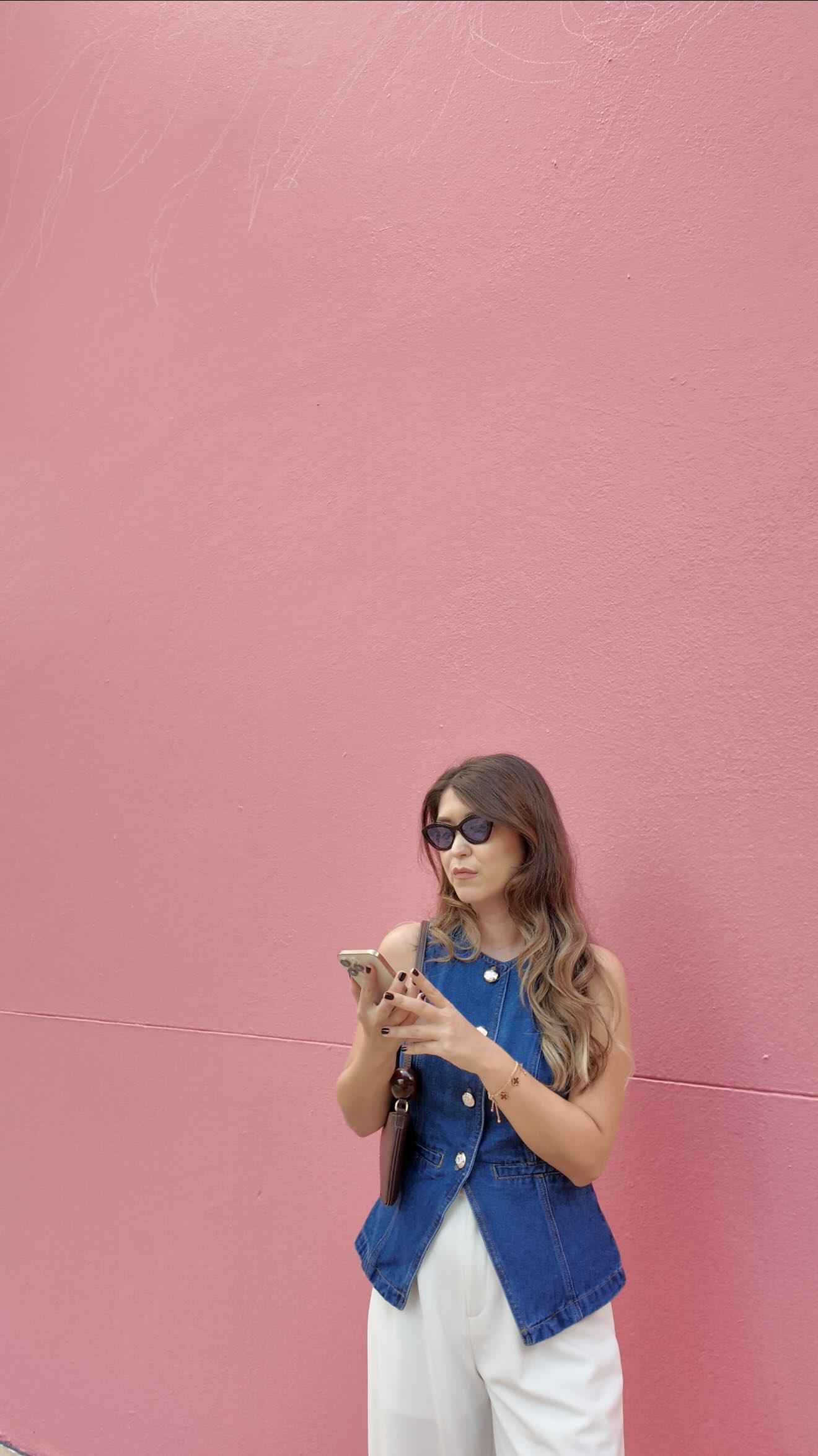 Instagram post by @itssomiamii for SmartBuyGlasses. Caption reads: My choice from @smartbuyglasses, where style and....