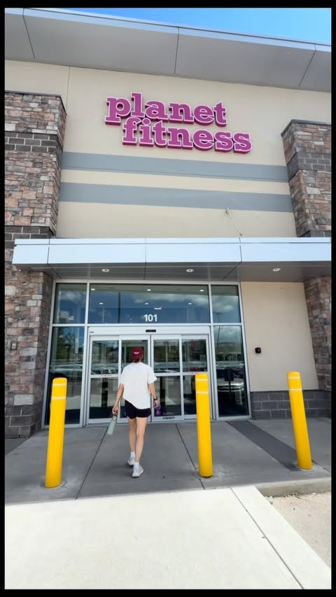 Instagram post by @emclark.26 for Planet Fitness. Caption reads: Come with me to @planetfitnessca to do an....