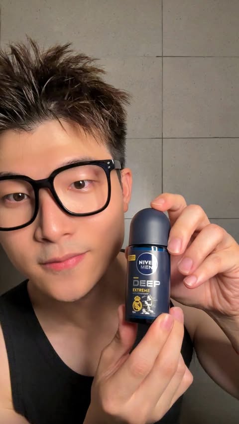 Instagram post by @mynivea for NIVEA MEN. Caption reads: NIVEA MEN DEEP EXTREME 清爽不掉线✨ 强力抑汗，抗菌和持久留香😍 [...].