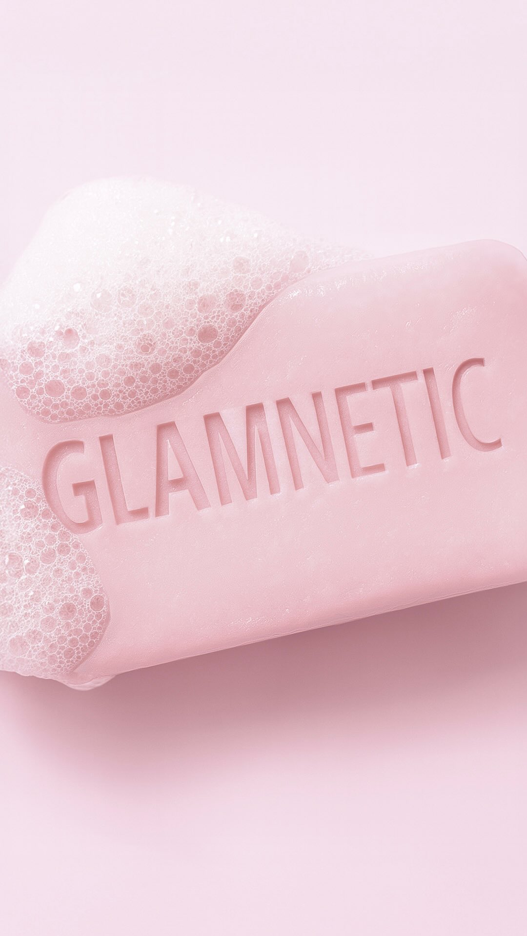 Instagram post by @themodernartista for Glamnetic. Caption reads: The comment section reminding us (everyday) that....