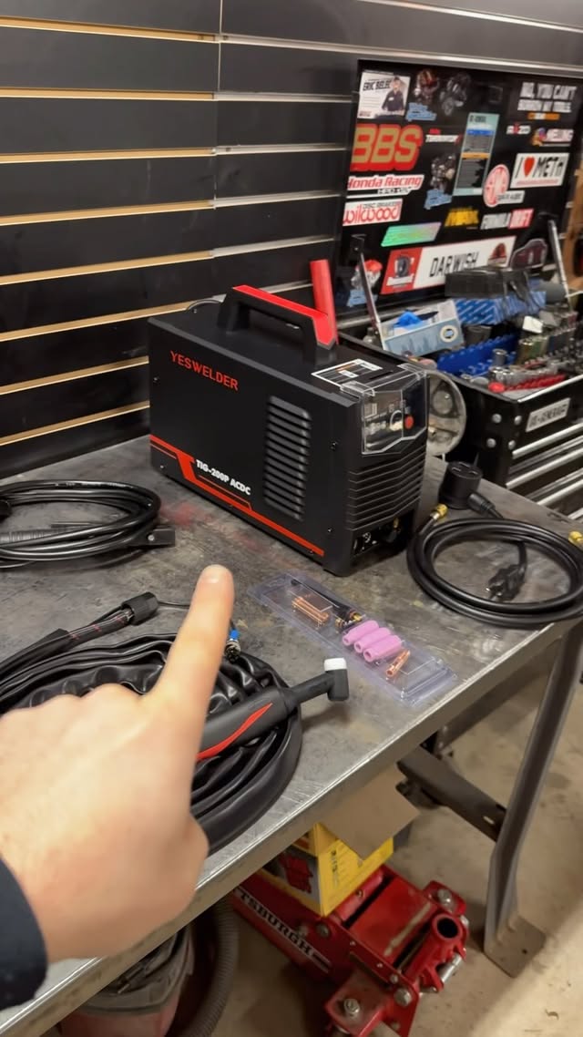 Instagram post by @kevindarwish for YesWelder. Caption reads: [...] everyone! 🔥 Just unboxed my brand new....