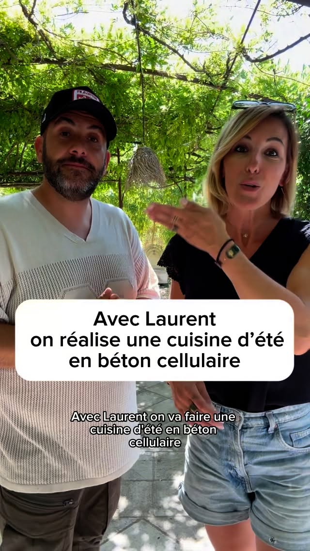 Instagram post by @addictdeco_myhome for Leroy Merlin. Caption reads: Une jolie cuisine d’été de 3m50 en béton....