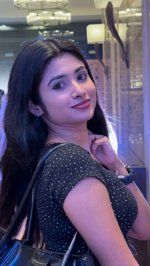 Instagram post by @iam_kavipriya_ for Poorvika. Caption reads: Helloooo🦋
Visit your nearest poorvika showroom....