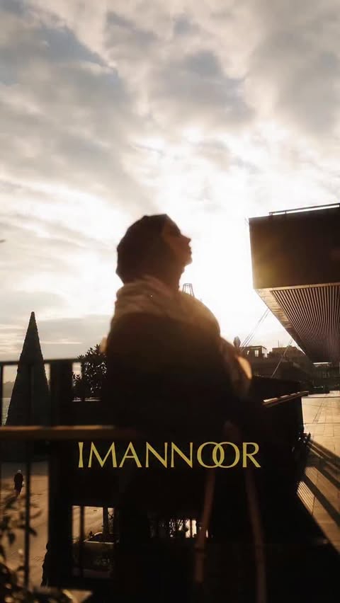 Instagram post by @zehraaselvi for Imannoor. Caption reads: [...] and style combined 🤎🌟

Full look /....