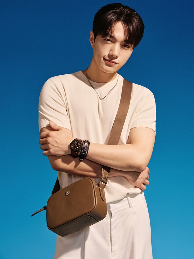 Instagram post by @kim_msl for Fossil. Caption reads: I’ve teamed up with @fossil to share some of my....