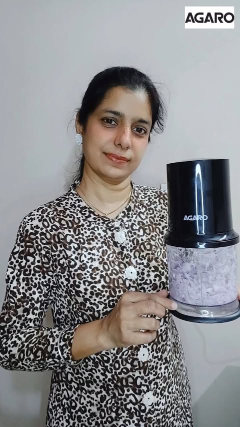 Instagram post by @n.matharu for AGARO Lifestyle. Caption reads: [...] Vegetable Chopper 👌 #agaro....