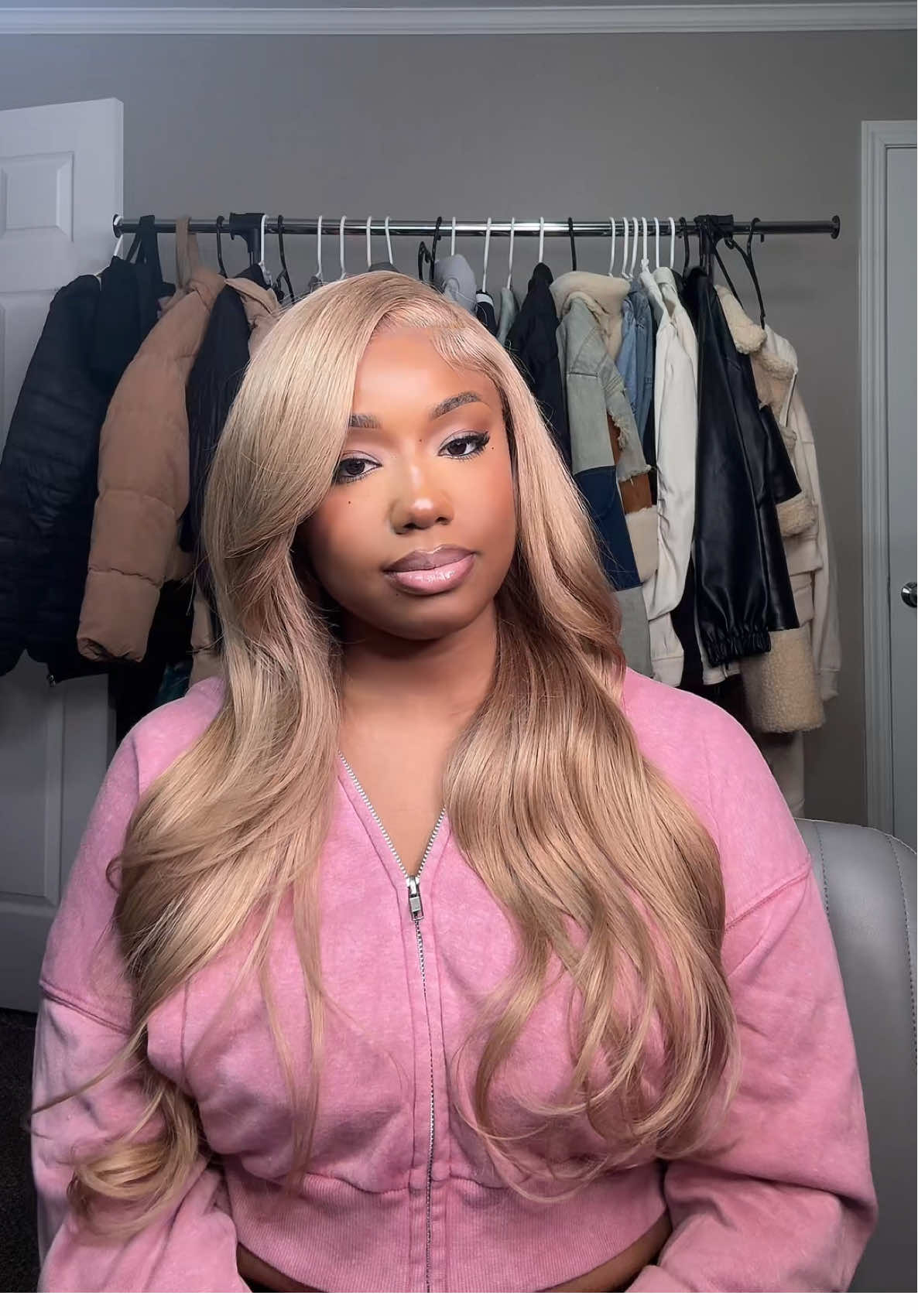 TikTok post by @yungchicago773 for Megalook. Caption reads: 5x6 24” ash blonde wig from @Megalookhair shop....