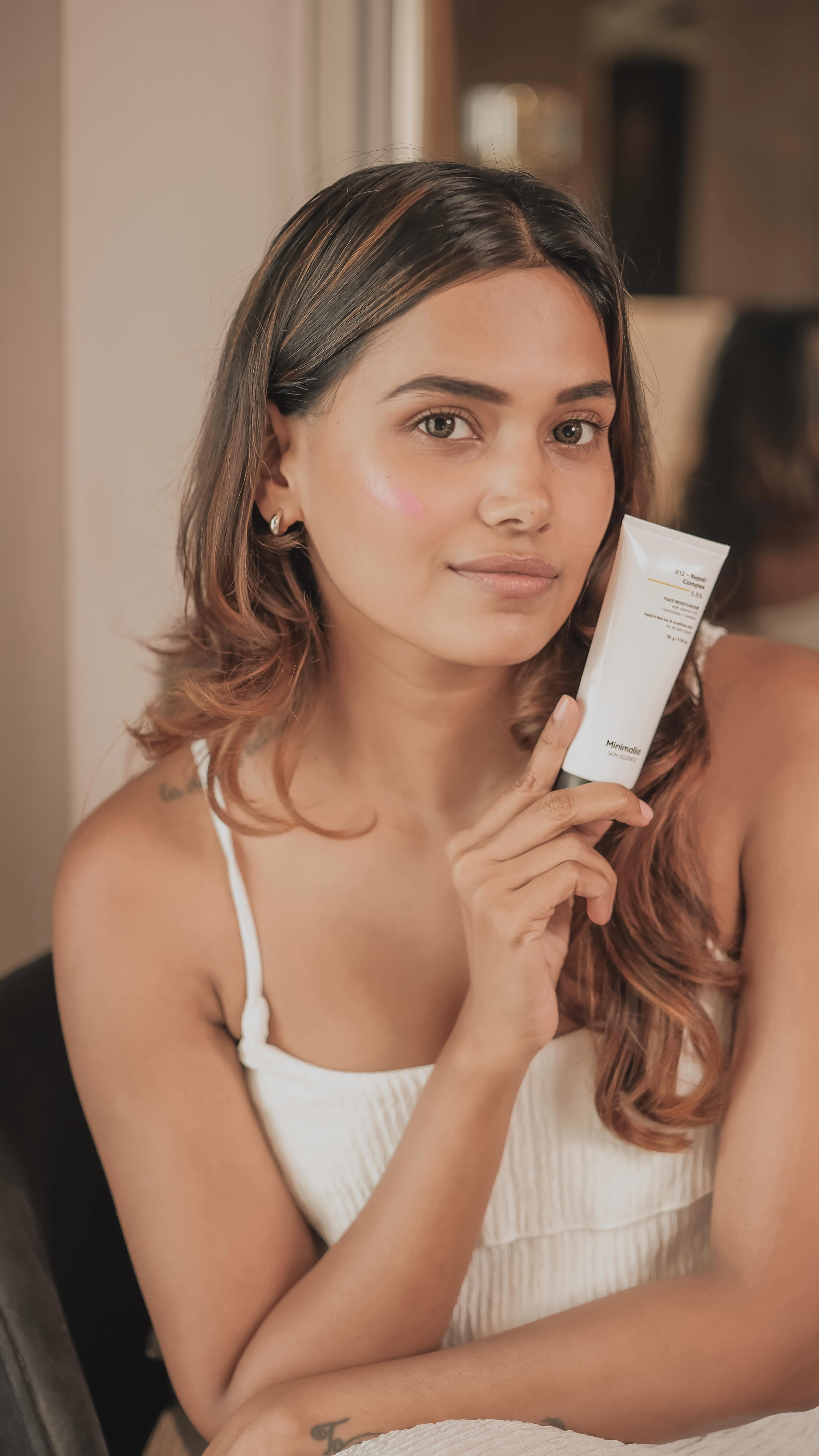 Instagram post by @dimpisanghvi_ws for Nykaa. Caption reads: A pink moisturizer that actually works!
Just pure....